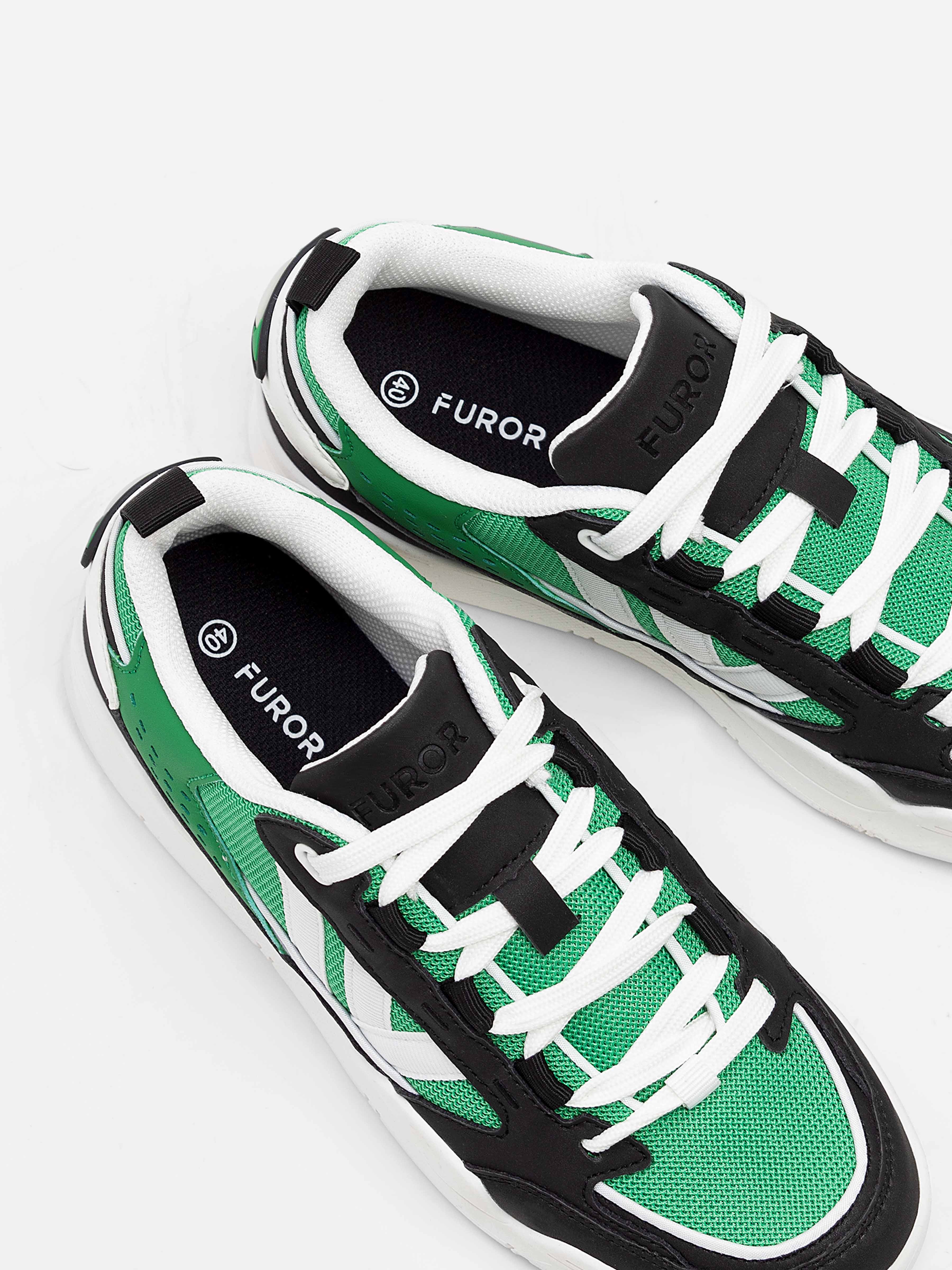 Retro Gamer Sneakers - FAMS5-006 - Image 4